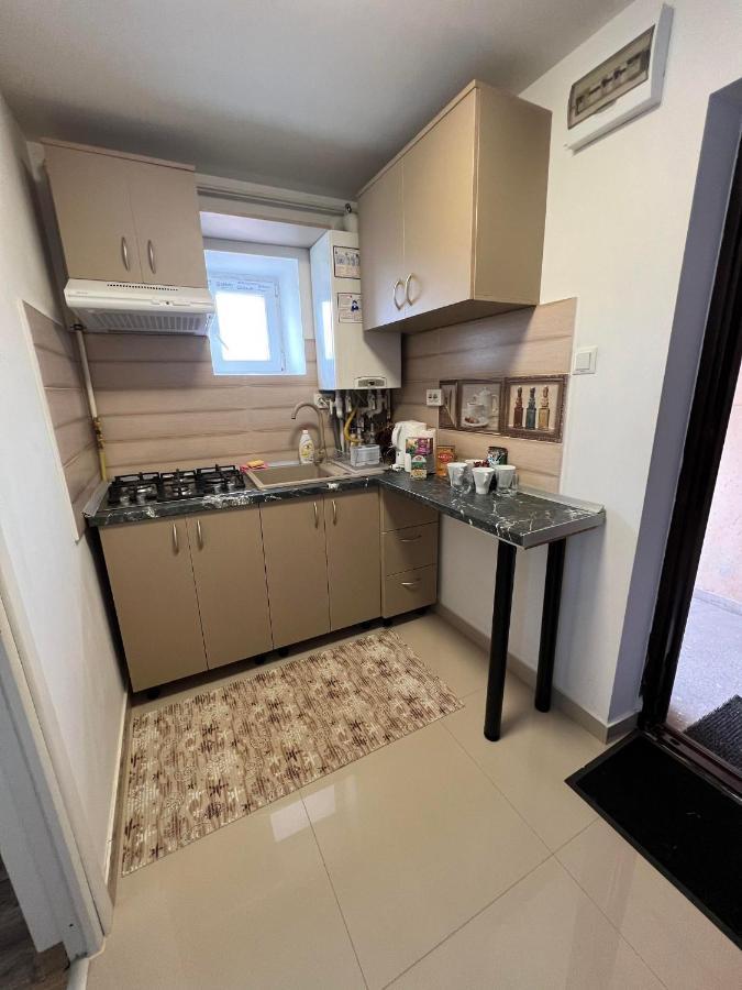 Apartament Cu 2 Dormitoare - Madalina Corabia Exteriör bild