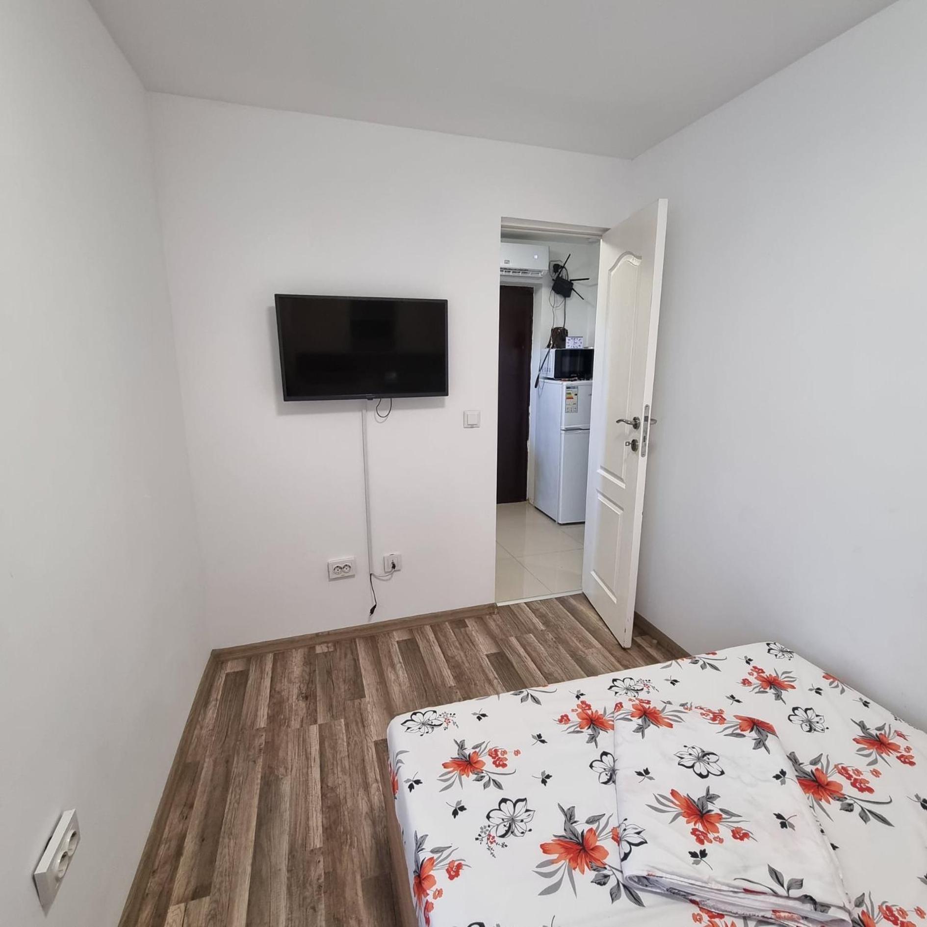 Apartament Cu 2 Dormitoare - Madalina Corabia Exteriör bild